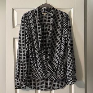 Pleione Monochrome Grid Pattern Blouse